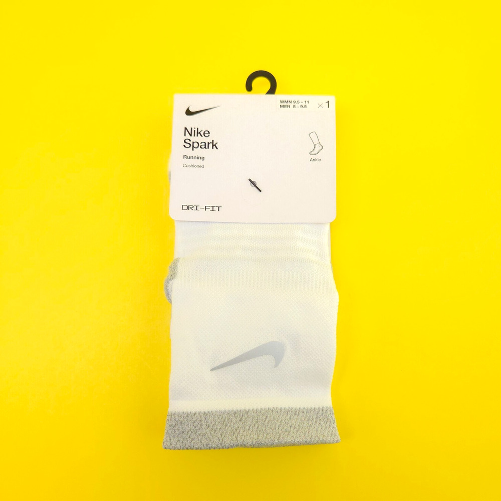 Nike Spark Cushioned Ankle Running Socks Size Medium 8-9.5 Mens White